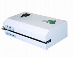 Automatic medical pouch heat sealing machine for medical device