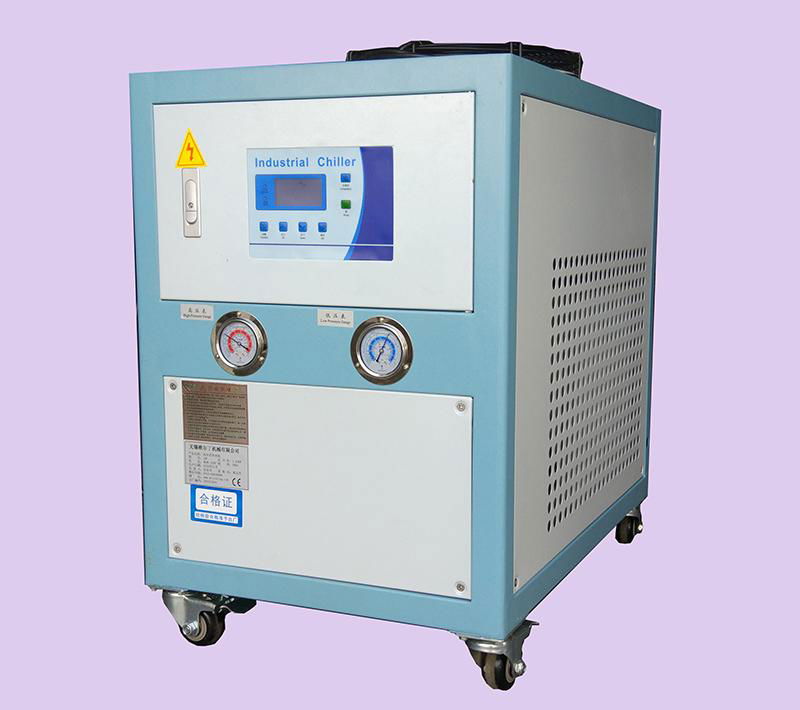 high effective cooling capacity screw chiller for injection factory