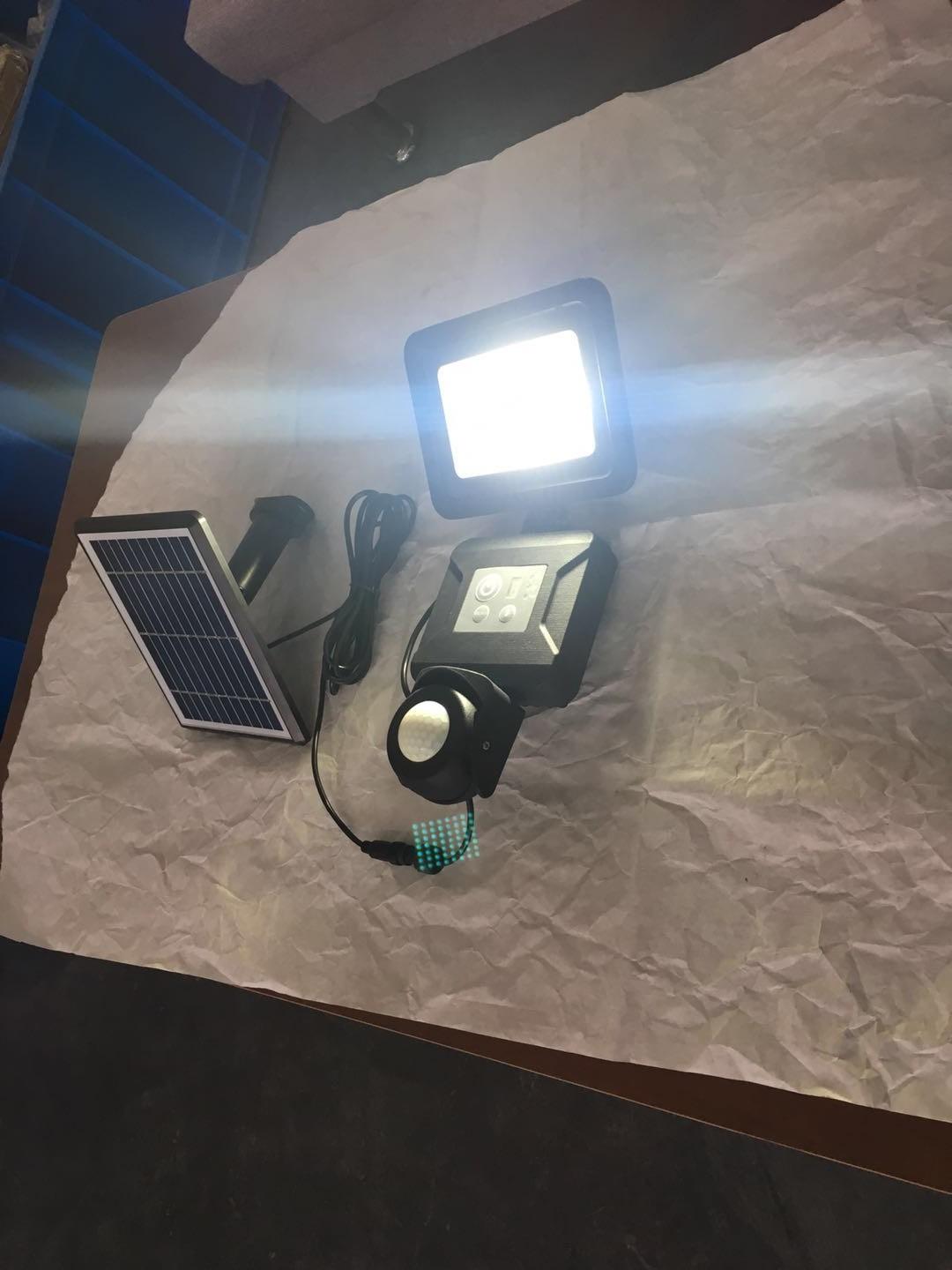 solar security light with 500lumens 5