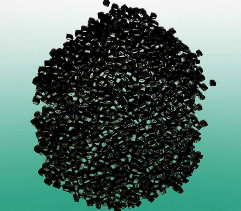 recycled plastic particles