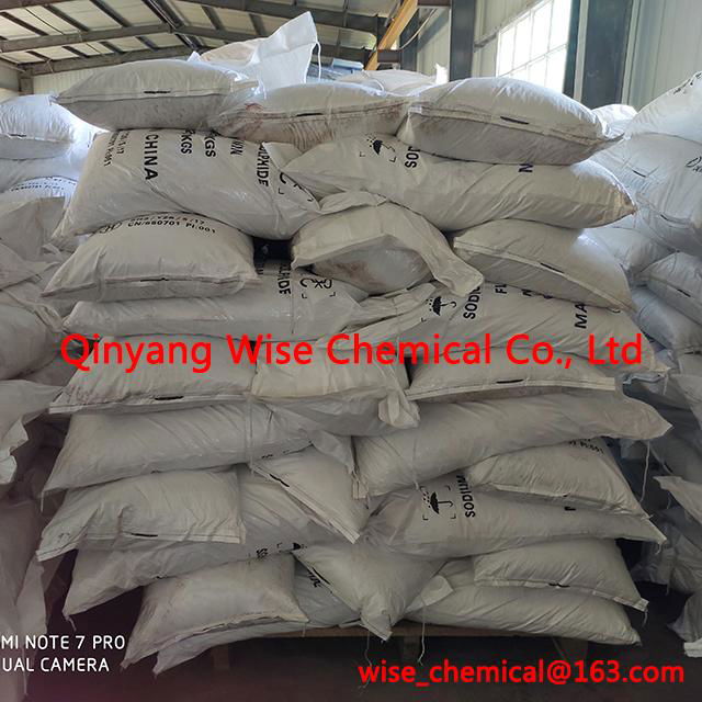 Inorganic chemical sodium hydrosulfide flakes 70% 4