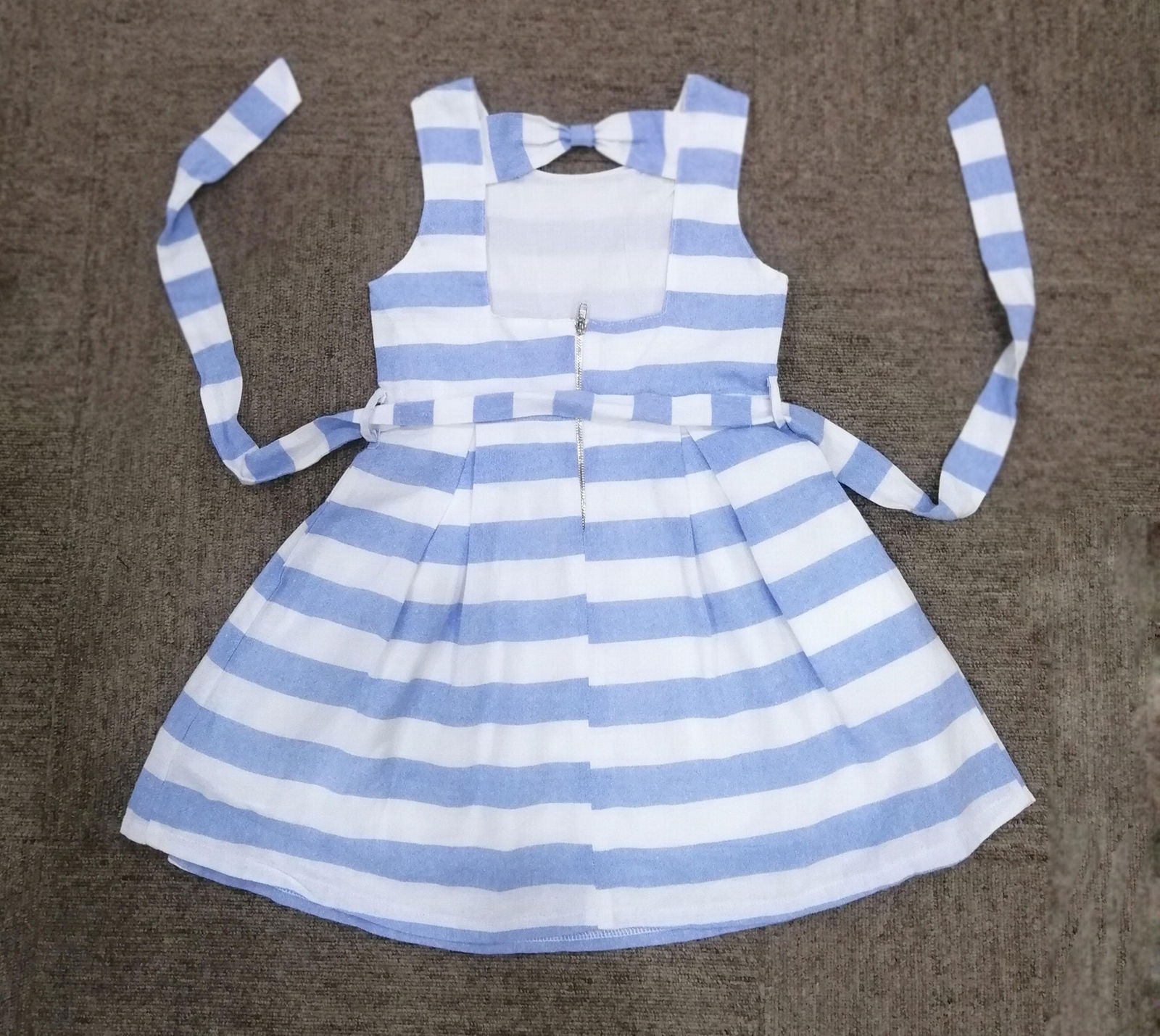 GIRL'S STRIPE DRESS WITHOUT SLEEVE WITH LINING