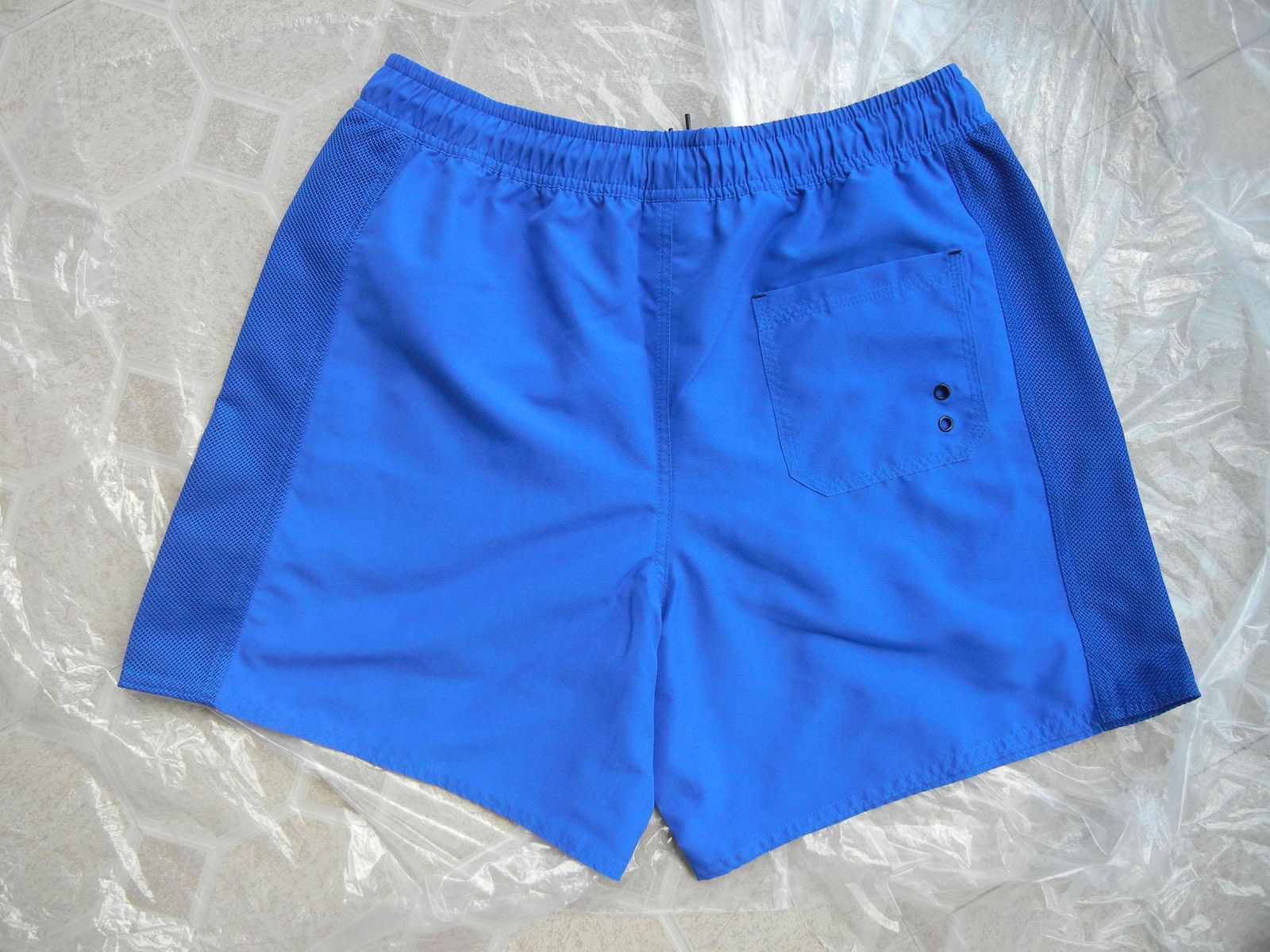 MEN'S WOVEN BEACH SHORTS 2