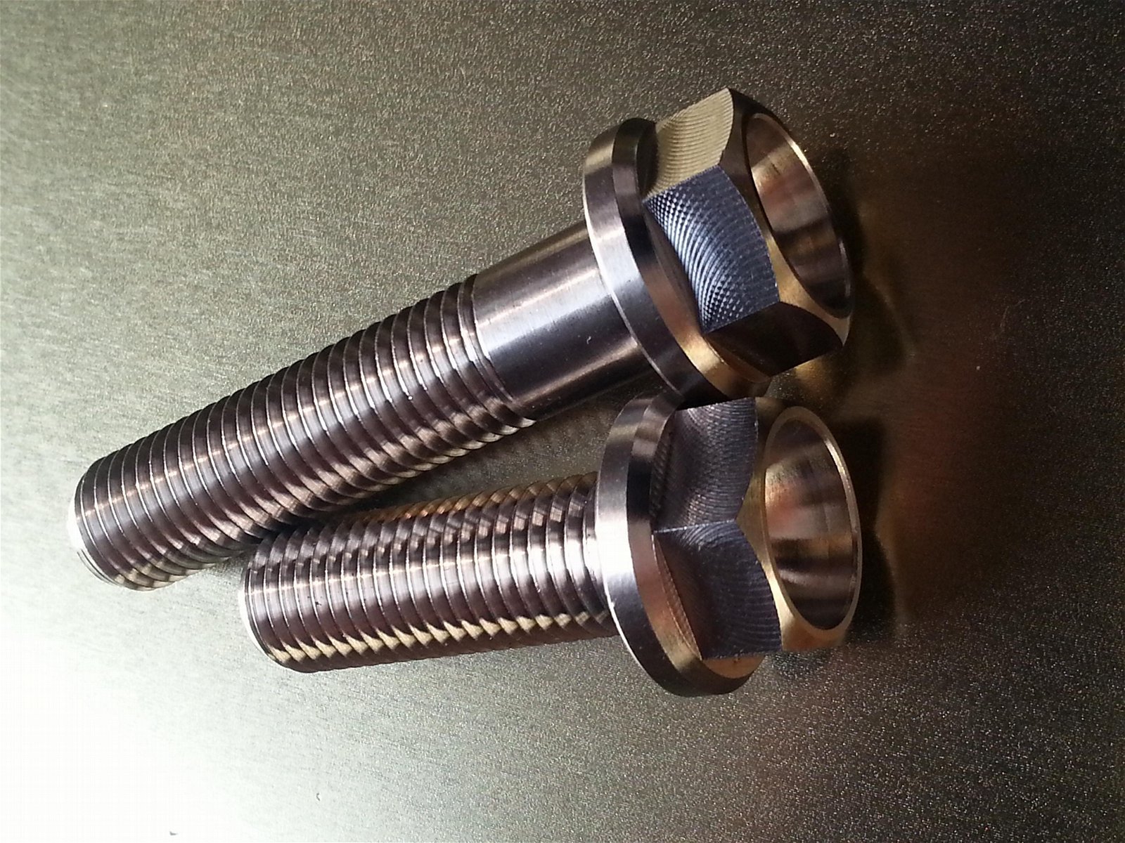 Titanium alloy fastener and screw 3