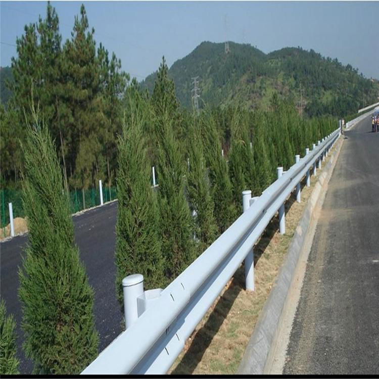世腾厂家直销乡村公路护栏 喷塑国标波形护栏板 4