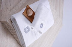 ELIYA Jacquard Design Towel with Dobby Board Design