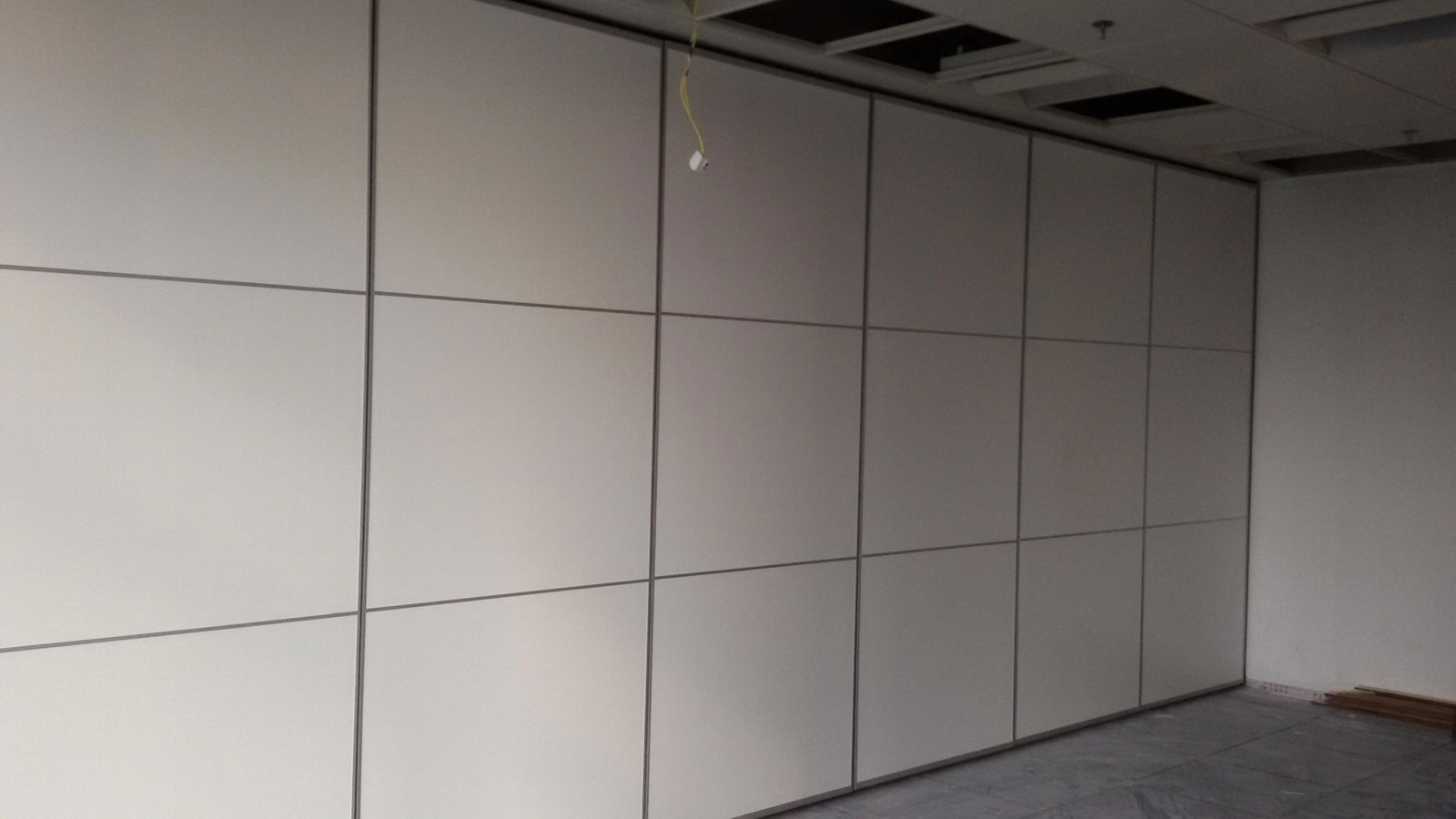 Soundproof Hotel Dinning Hall Movable Panel Operable Wall Partition With Pass Do 3