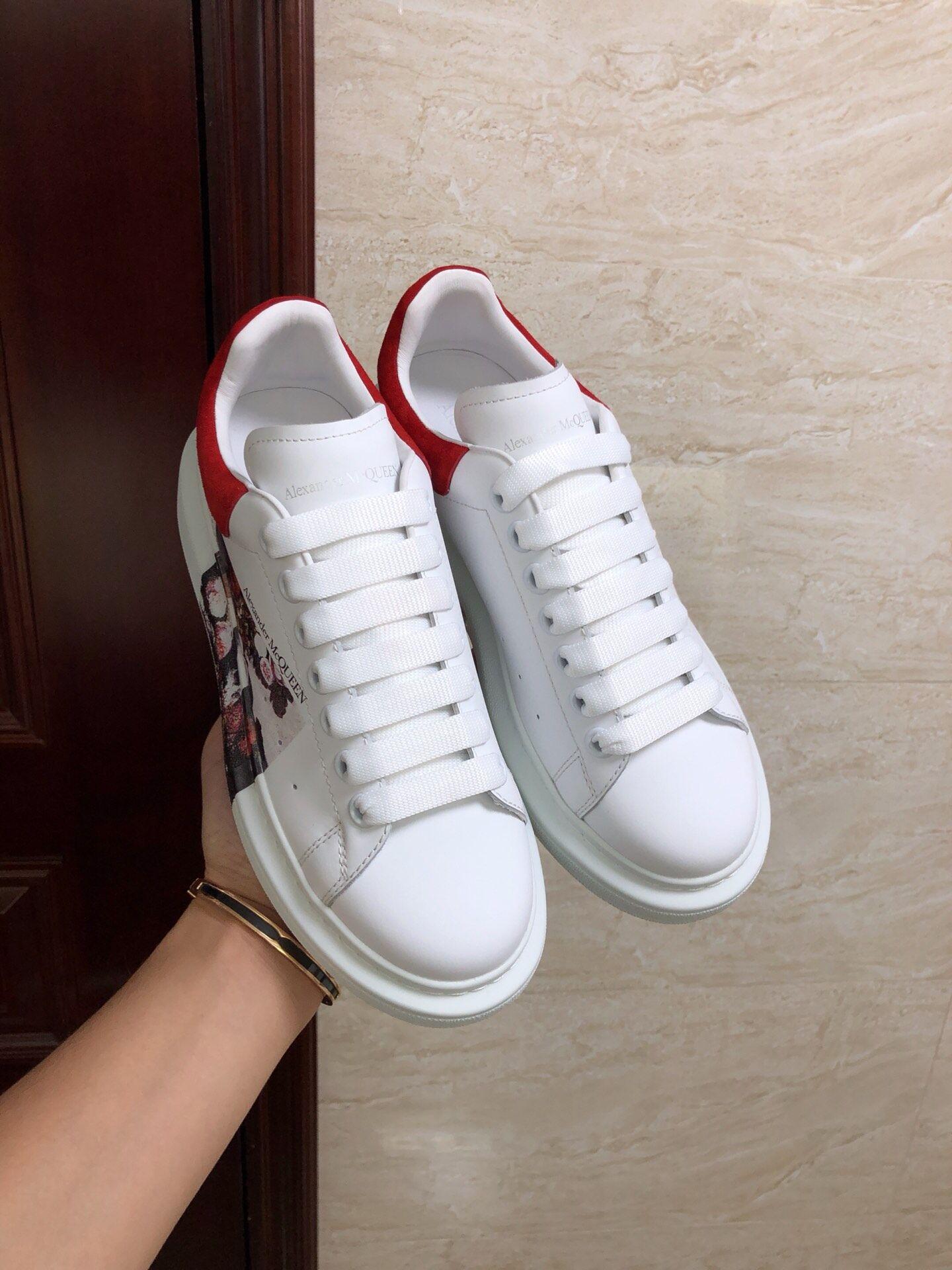 alexander         oversized sneaker lace-up sneaker  with 3D print mcuqeen shoes 3