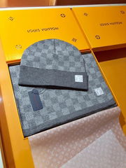     ETIT DAMIER SCARF Hats     eanie     carf Damier pattern