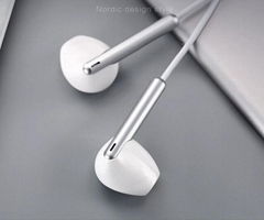 In-ear mobile phone general bass hanging earphone 