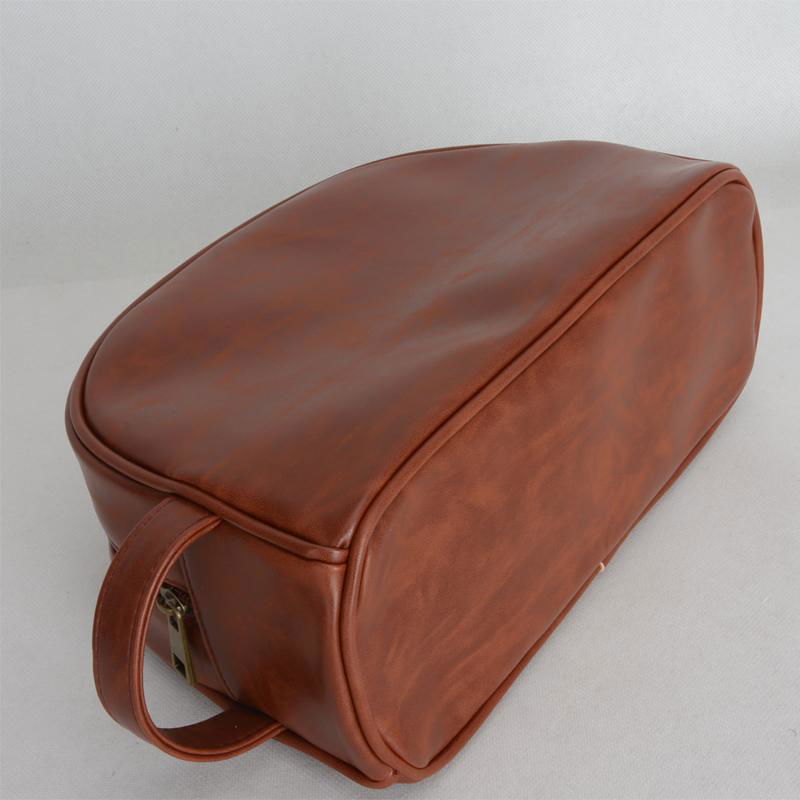   Men  Portable Waterproof Toiletry Bag 4