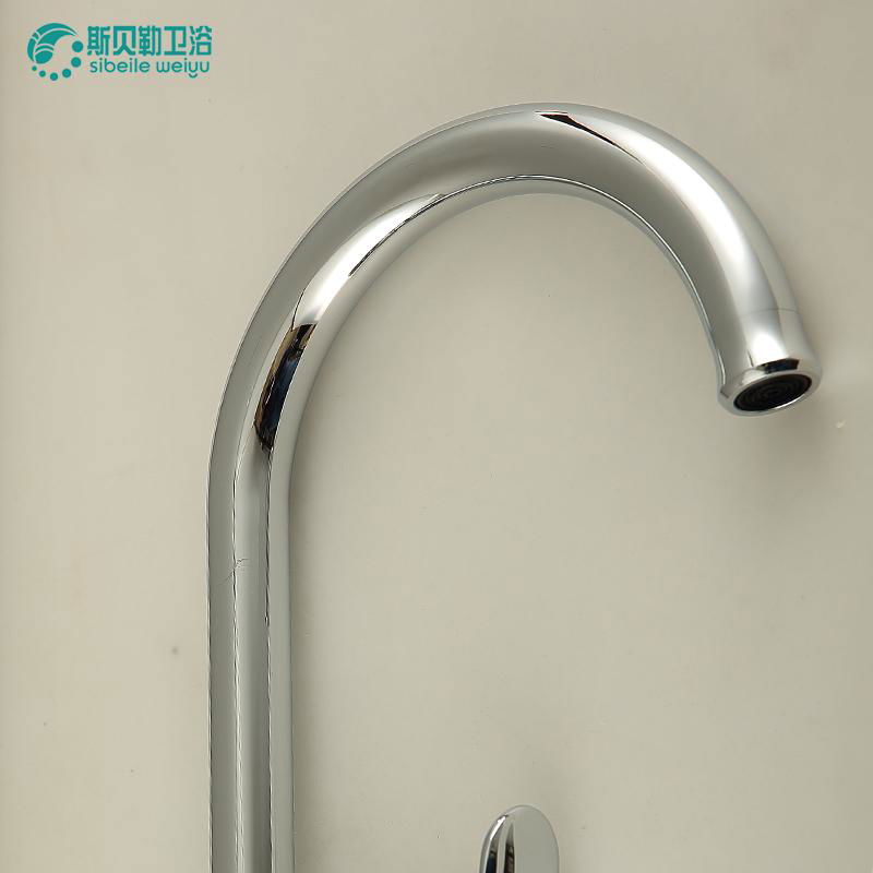 manufacturer and wholesale Best price single handle hot and cold kitchen faucet  5