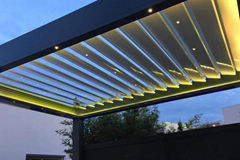 Customized waterproof rainproof aluminum retractable roof system