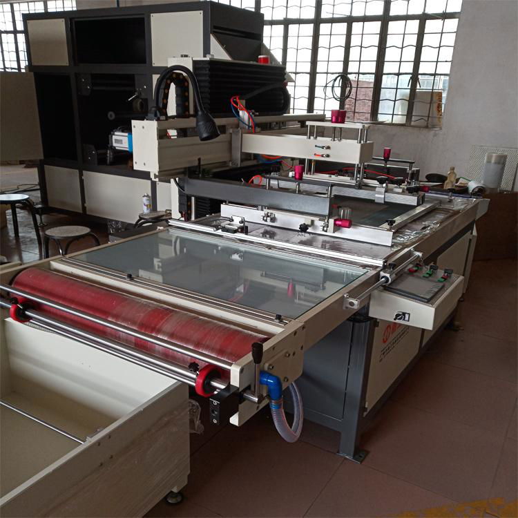 looking for automatic roll to roll  screen printing machine  2