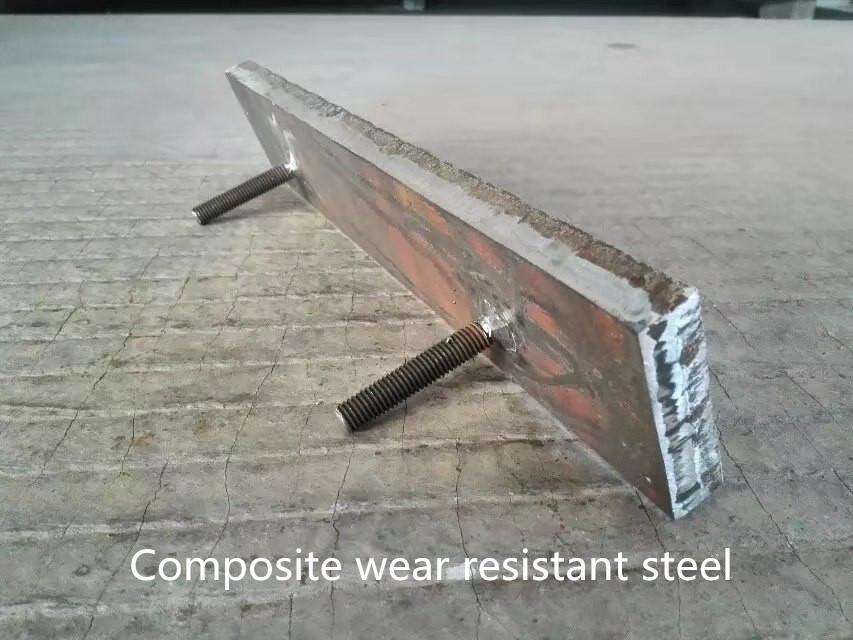   High chromium composite wear resistant steel 3