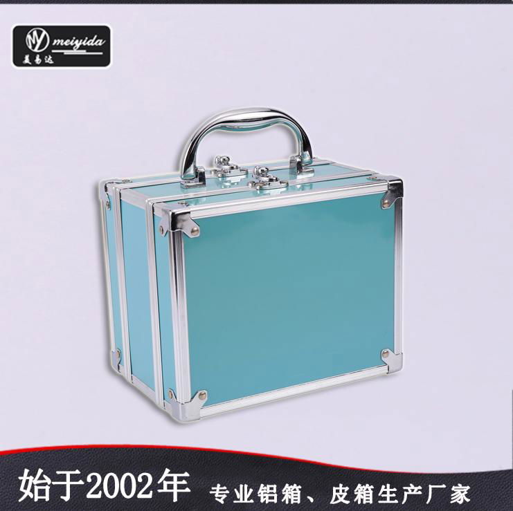 美易達外貿品質韓版鋁合金大容量帶鏡子化妝箱批發 3