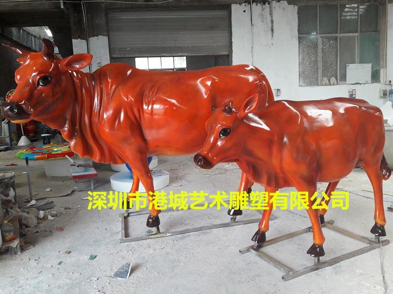景區入口仿真動物玻璃鋼黃牛大水牛開荒牛雕塑 2