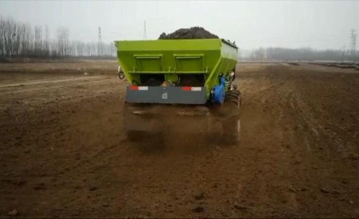 New Technology Agricultural Tow Behind Organic Fertilizer Muck Spreaders With Sp 4