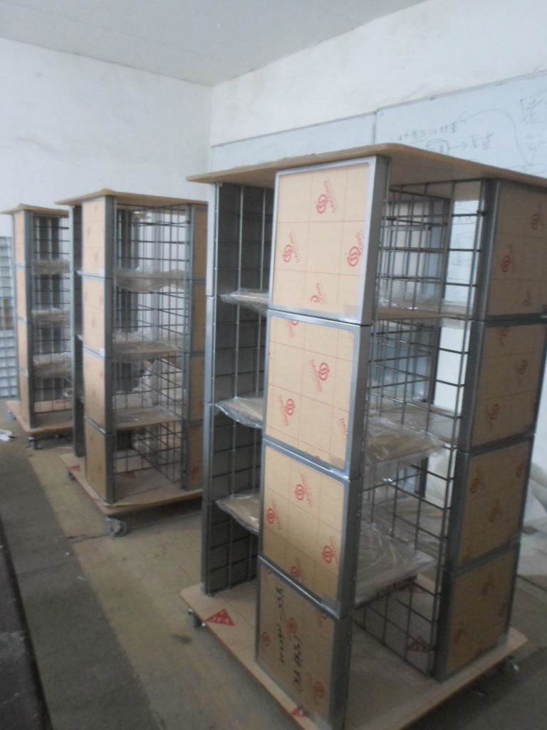 Gondola shelving slatwall panel 3