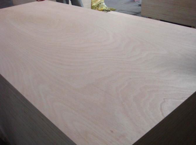 各种规格E0级杨木家具板包装箱板托盘板胶合板 2