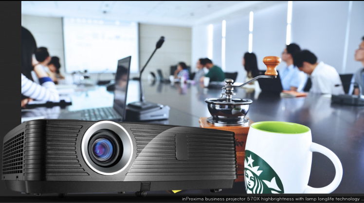  570X business Projector 3LCD + UHP with LCD technology using long life 2