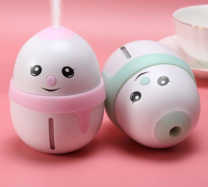 F001 Mini Desktop Humidifier with sleeping lights Snowman Cartoon appearance 3