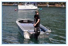 Aluminum fishing boat