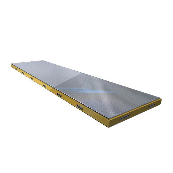 Polyurethane sandwich panel 