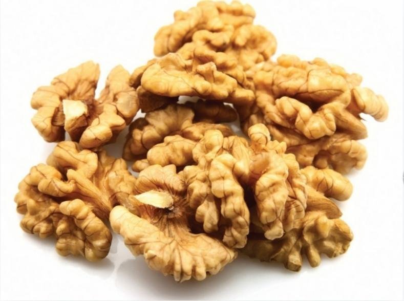 Organic Raw Walnuts in Shell Walnut Kernels 5
