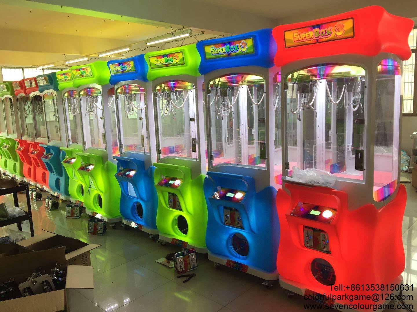 Colorful park super box 3 claw  Crane Machine Vending Machine