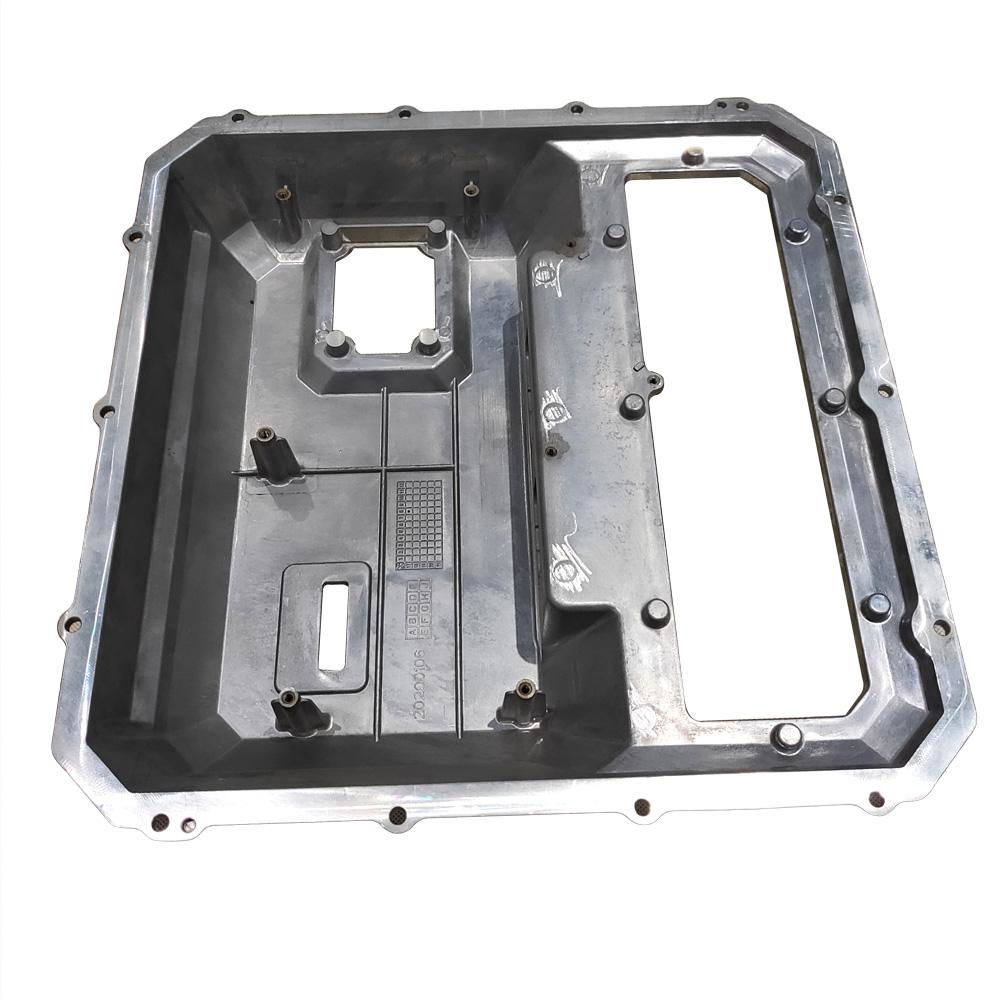 High Precision Aluminum Die Casting Auto Hood  2