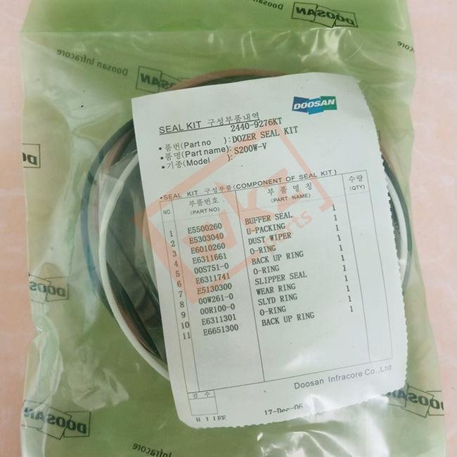 High Quality Doosan Dozer Seal Kit 2440-9276KT 401107-00371A