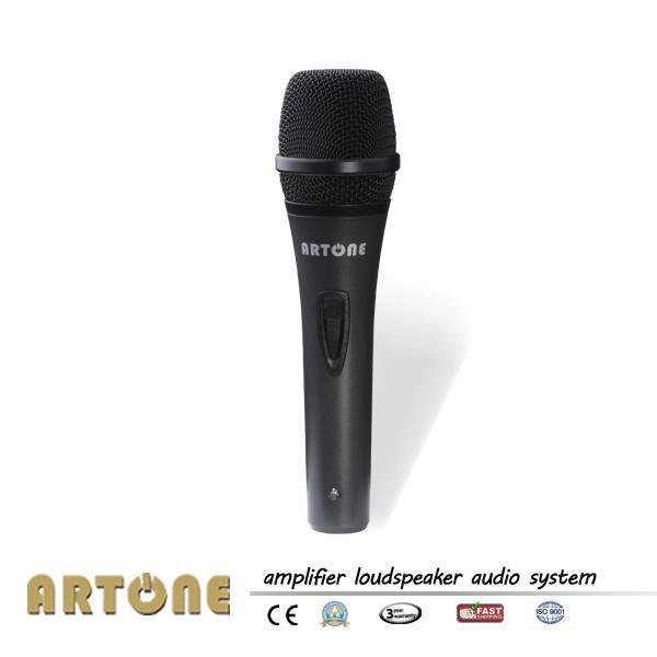 Handheld Wired Microphone MIC-53 for Speaking and Singing