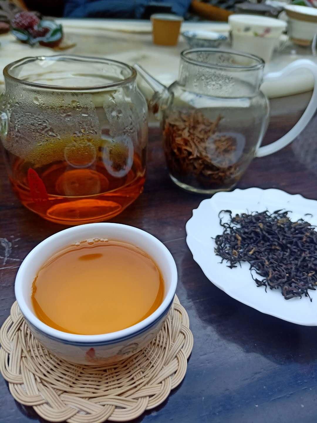 UNR-T  Riche Se Black Tea 