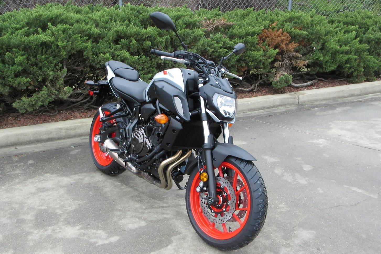 Top Sale New MT-07 Sport Motorcycle 5