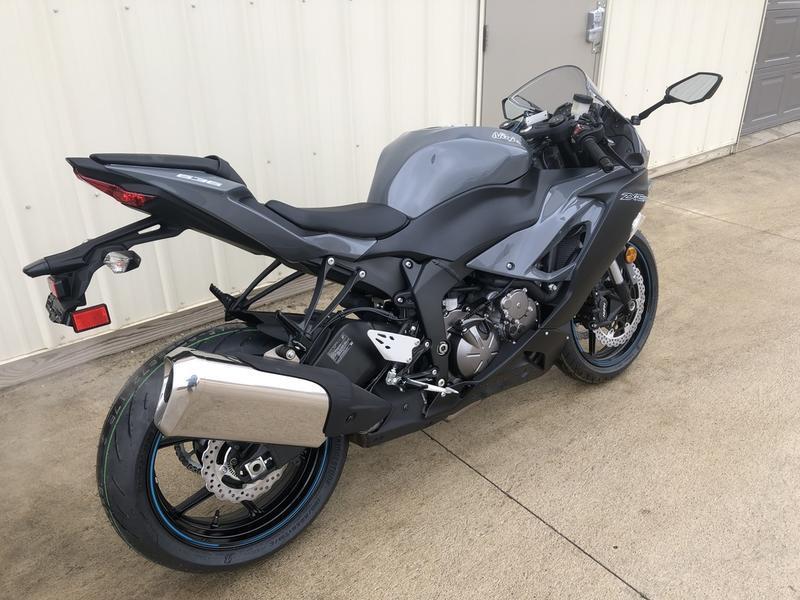 High Quality Ninja ZX-6R motorcycle  3