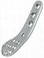 Distal medial femoral locking plate -