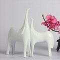 home decoration white and black horse table decoration resin decoration