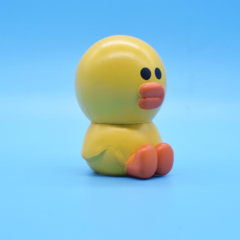 Factory direct PVC cute small yellow duck cartoon action figure toy 3