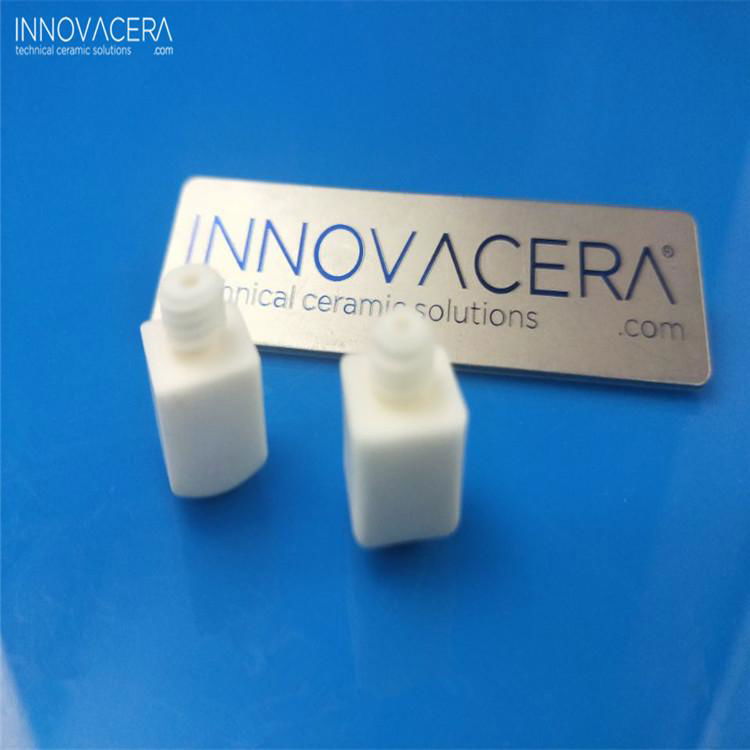 Alumina ceramic nozzle