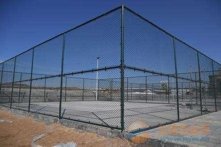 正在建设的深圳DH214型球场围栏网