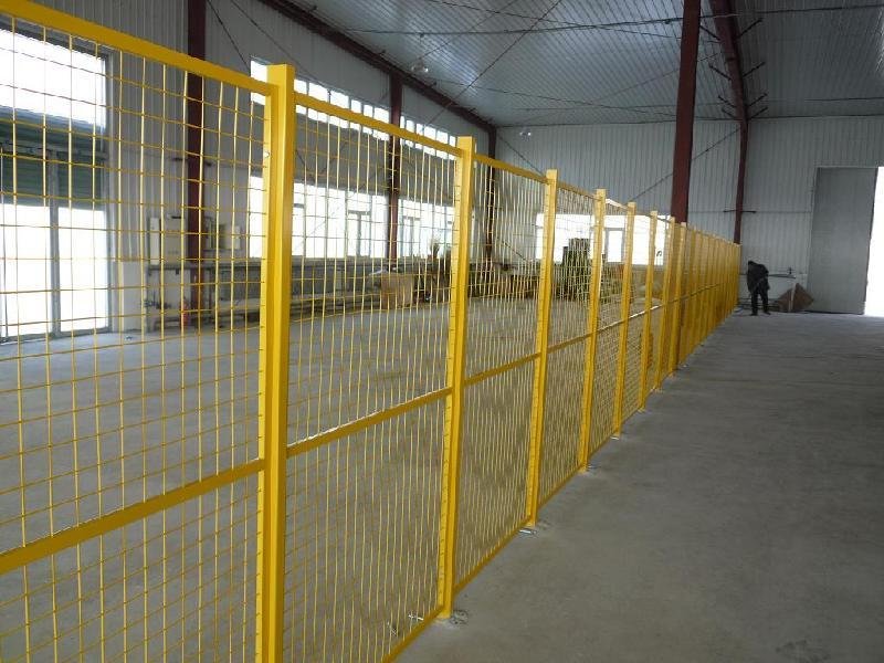 DH211型深圳铁丝网围栏