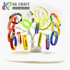  Factory direct sales cheap custom made silicone bracelet wristband