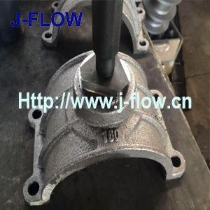 saddle clamp for PVC pipe 3