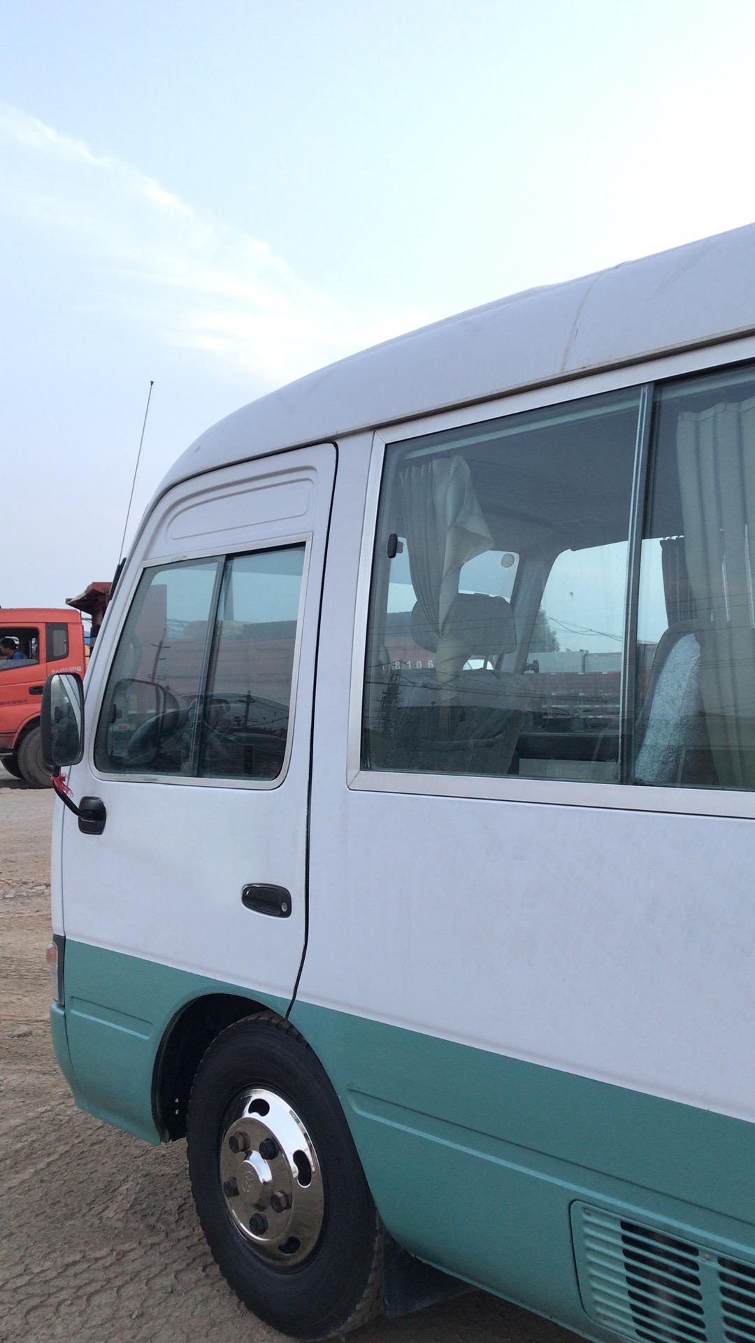 second hand toyota coaster with diesel engine  4