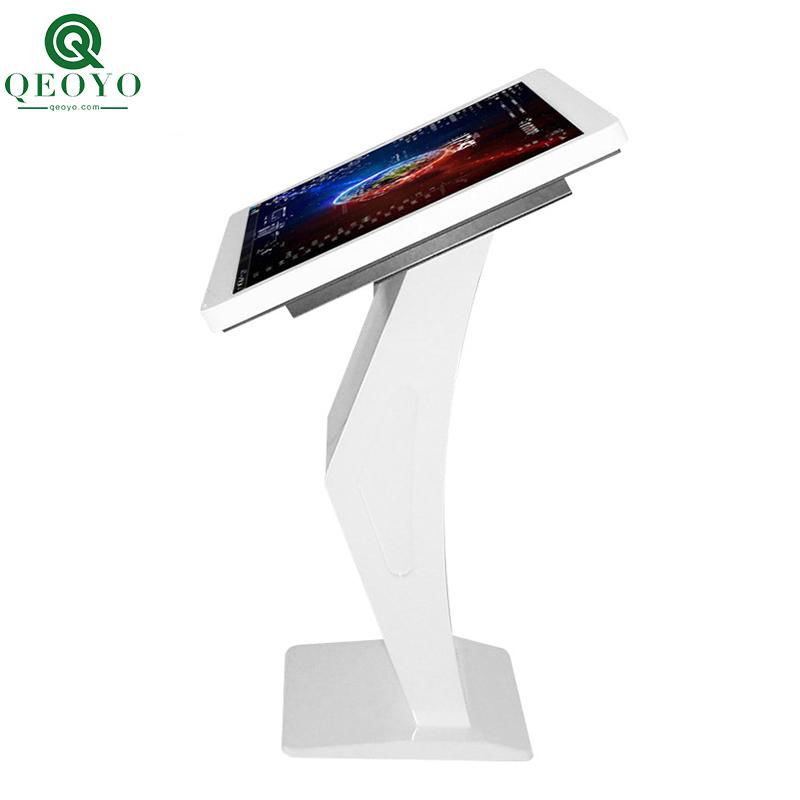 qeoyo 55 Inch Multi Horizontal Standing Advertising Display Player Touch Screen  3