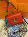 Louis Vuitton TWIST MM chain bag LV shoulder cross body bag POCHETTE METIS purse