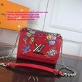 Louis Vuitton TWIST MM chain bag LV shoulder cross body bag POCHETTE METIS purse