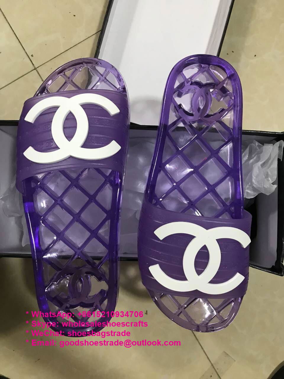 CC slingbacks CC mules CC Transparent 19p Glossy Cc Logo Pool Mules Slides CLEAR 4