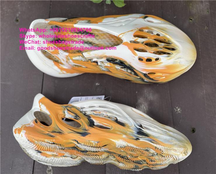 YEEZY FOAM RUNNER COLORWAYS Crocs slippers Hollow sandals
